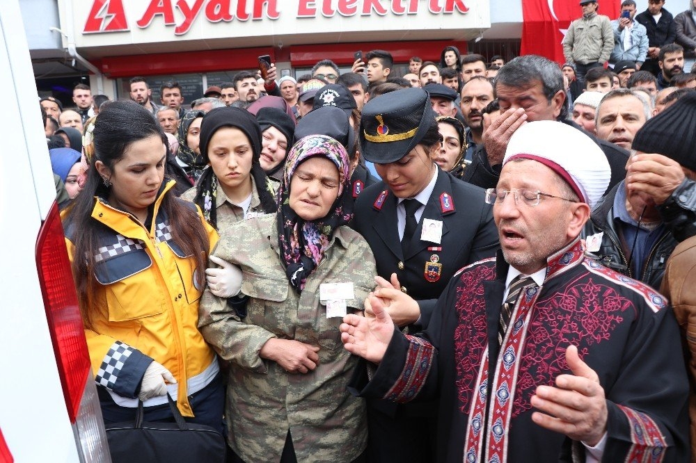 Aksaraylı Şehit Tekbirlerle Son Yolculuğuna Uğurlandı 4