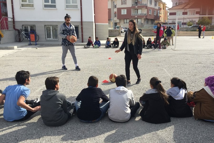 KMÜ Besyo Öğrencileri Minik Öğrencilerle Buluştu 3