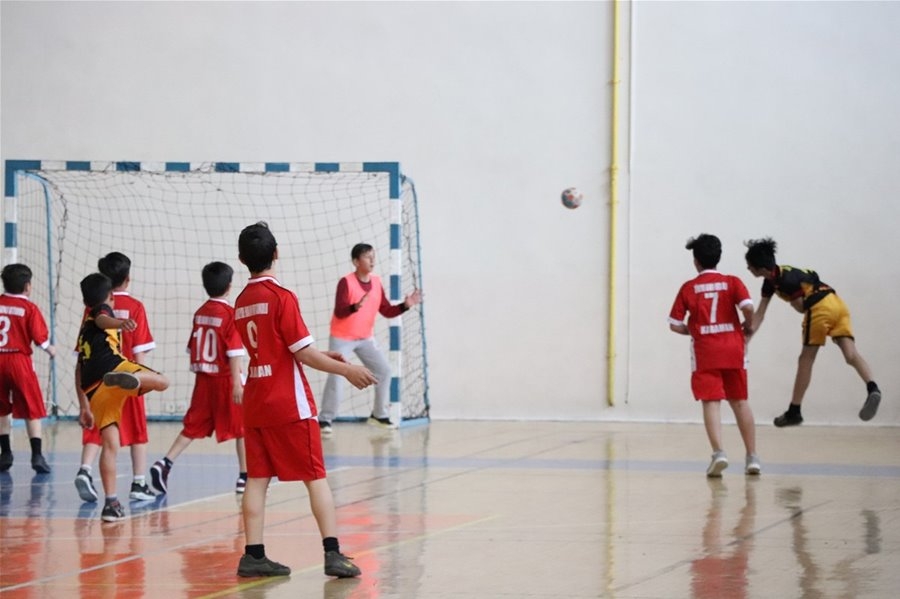 Karaman'da Küçükler Hentbol Müsabakaları Sona Erdi 10