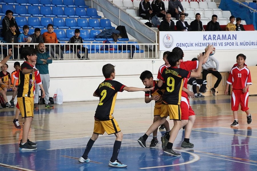 Karaman'da Küçükler Hentbol Müsabakaları Sona Erdi 12