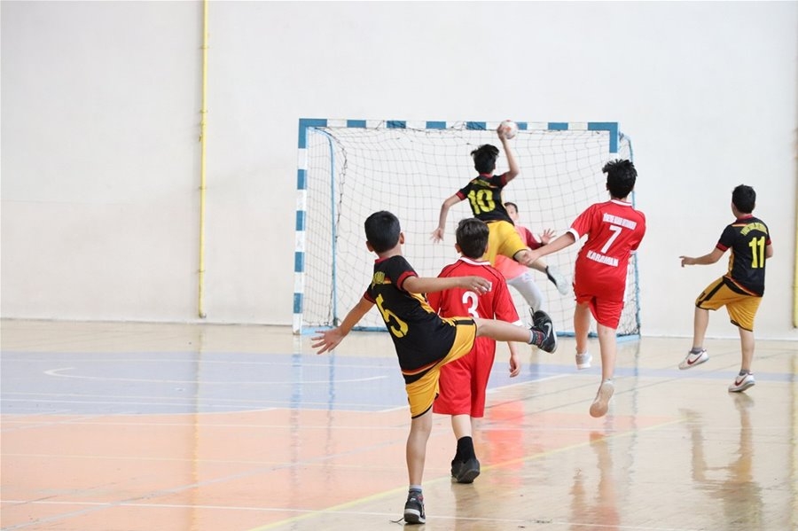 Karaman'da Küçükler Hentbol Müsabakaları Sona Erdi 6