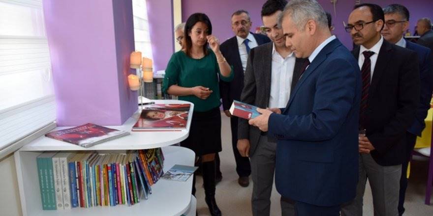 Karaman TOKİ Ortaokulunun Kütüphanesi Kapılarını Öğrencilerine Açtı