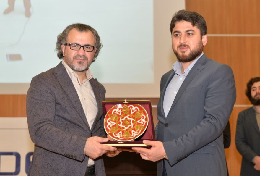 KMÜ'de Duyarlı Gençlik Konferansı 7