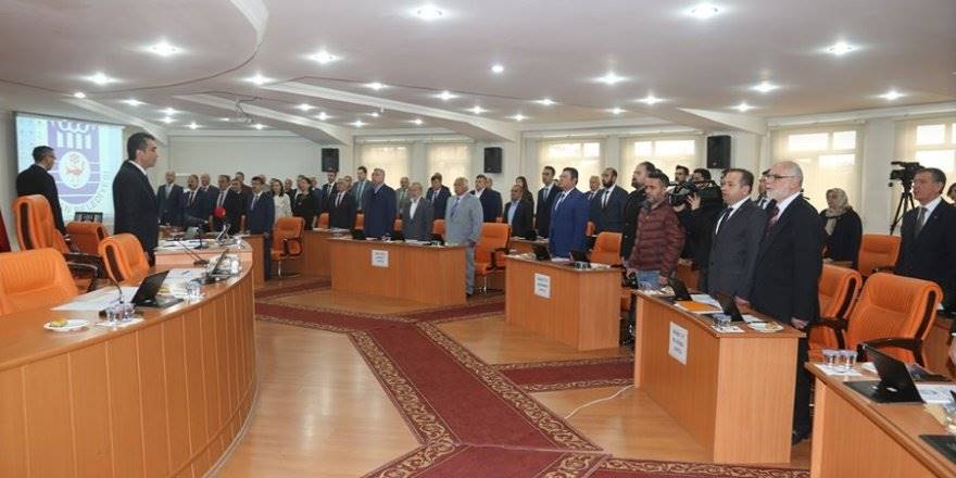 Karaman'da Yeni Dönemin İlk Belediye Meclisi Toplandı