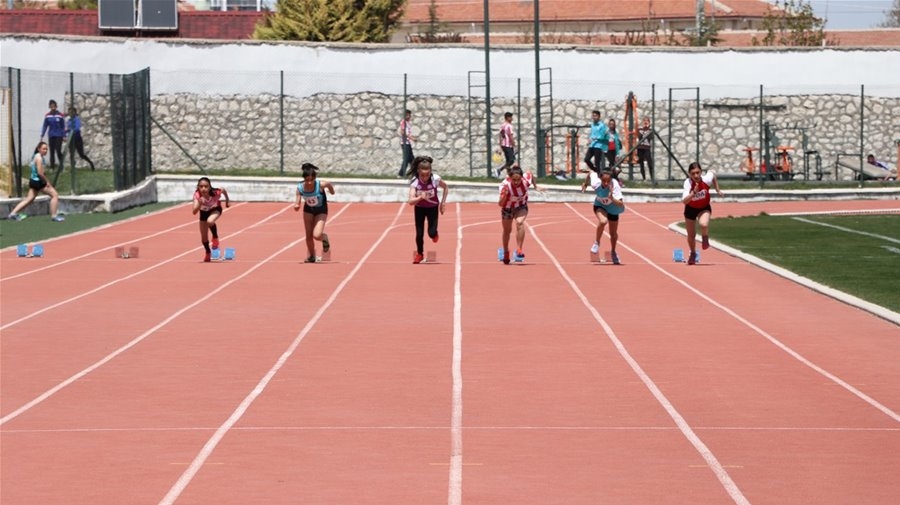 Analig Atletizm Yarı Final Müsabakaları Karaman'da Sona Erdi 6