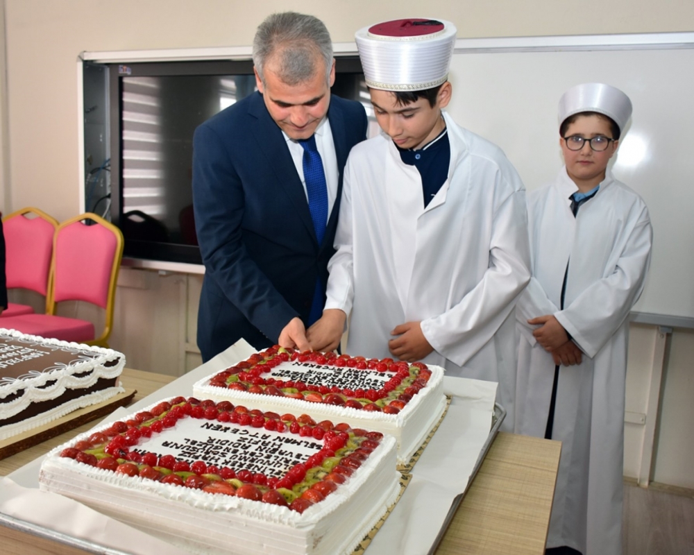 Kur’an Bülbülleri Cübbelerini Giydi 7