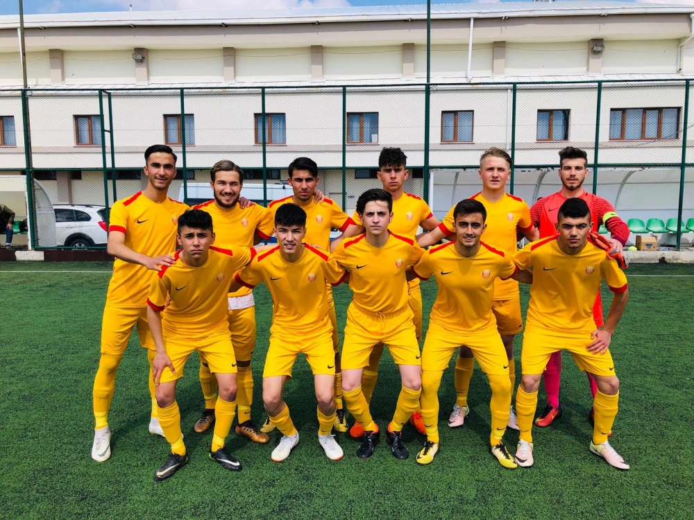 Karaman Belediyespor U19 Takımı Şampiyon Oldu 5
