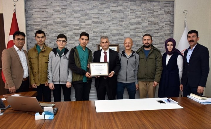 Karaman'da 6 Öğrenci Türkiye Birinciliğini Elde Ettiler 11
