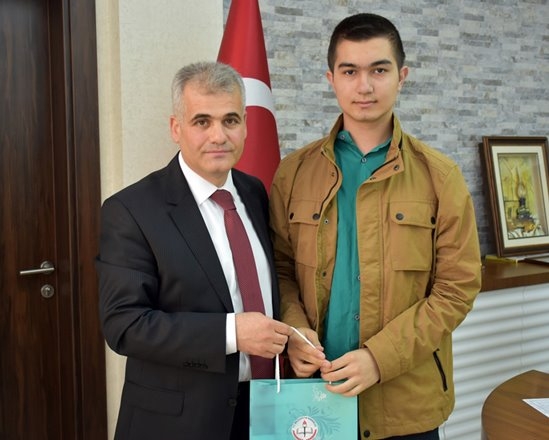 Karaman'da 6 Öğrenci Türkiye Birinciliğini Elde Ettiler 7