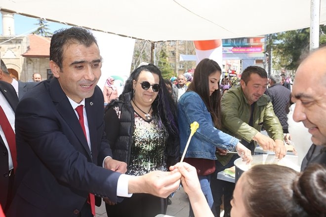 Karaman'da "Çocuk Şenliği ve Bilim Fuarı" Büyük İlgi Gördü 18