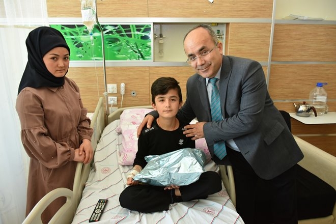 Karaman'da 23 Nisan'ı Hastanede Kutladılar 15