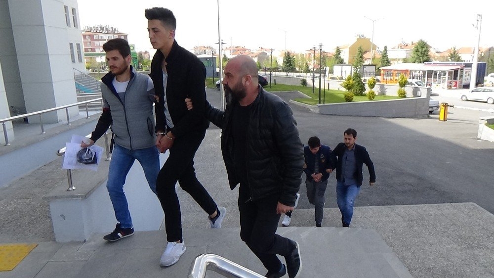 Karaman'da Yeşil Reçeteli İlaç Satan 2 Kişi Tutuklandı 3