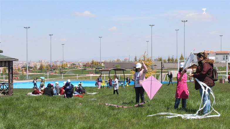 Karaman'da Gökyüzünü Uçurtmalarla Süslediler 3