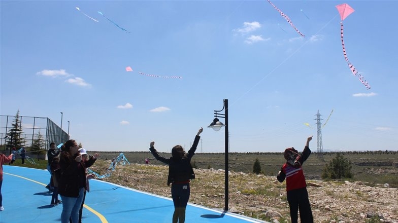 Karaman'da Gökyüzünü Uçurtmalarla Süslediler 4