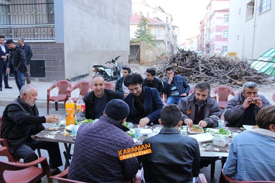 Çavaş Ailesi Askerini Uğurluyor 1