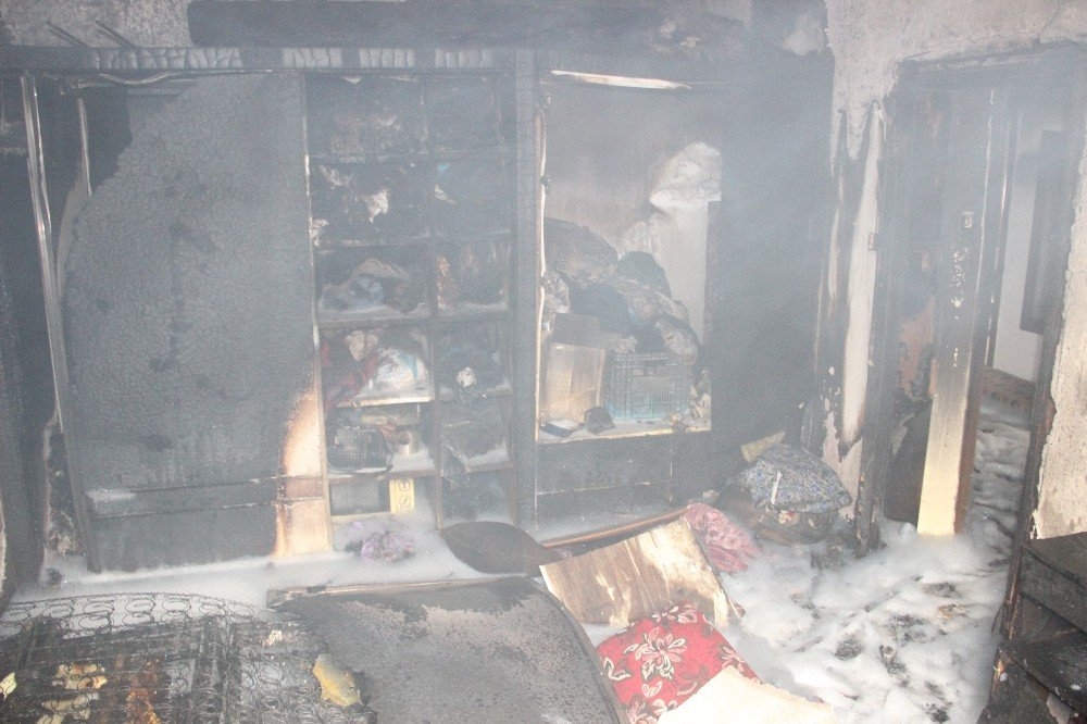 Karaman'da ki Yangın İtfaiye Er'ini Korkuttu 7