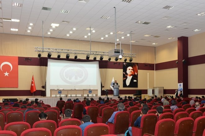 KMÜ İstihdam Kariyer ve Girişimcilik Fuarına Ev Sahipliği Yapıyor 11