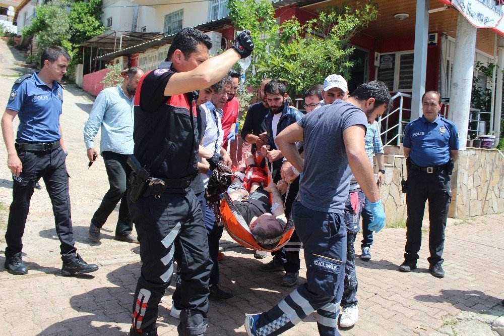 Antalya'da Evini Alamayan Kişi Emlakçıyı Av Tüfeğiyle Vurdu 6