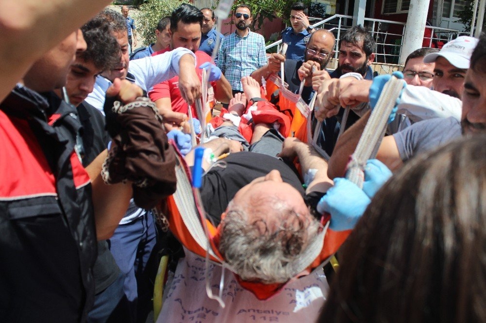 Antalya'da Evini Alamayan Kişi Emlakçıyı Av Tüfeğiyle Vurdu 7