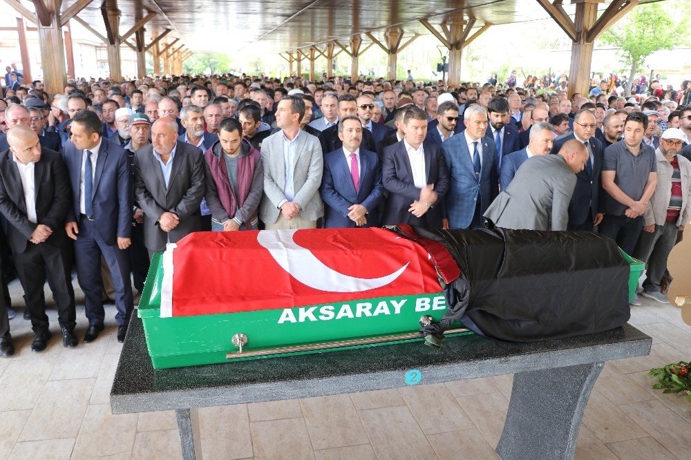 Aksaray’da Öldürülen Avukat Son Yolculuğuna Uğurlandı 6