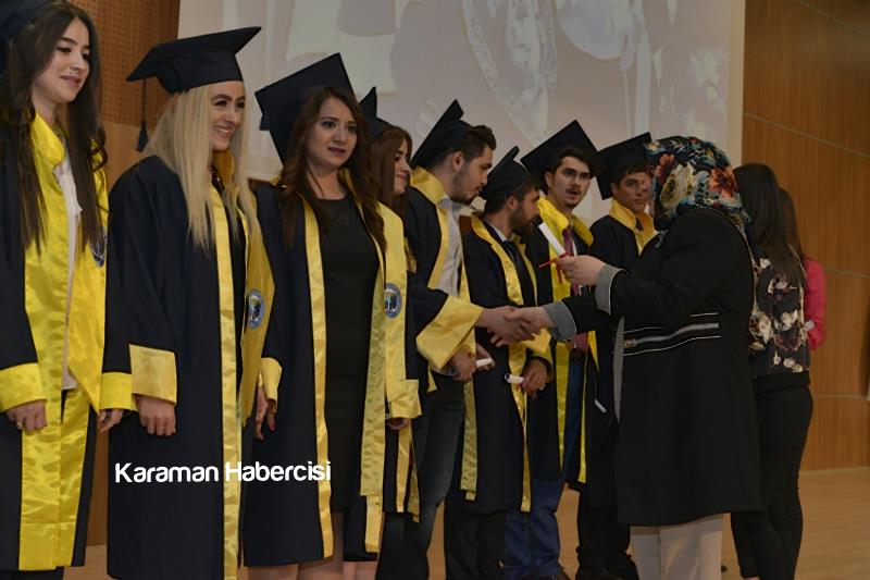 KMÜ BESYO’dan Pinpon Toplu Kep Atma Töreni 16