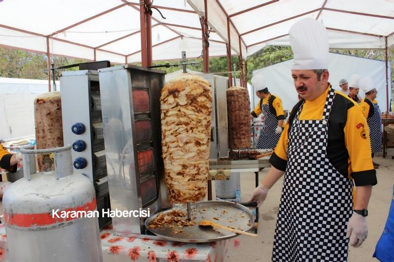 Karaman'da Hayır Çarşısı Açıldı 10