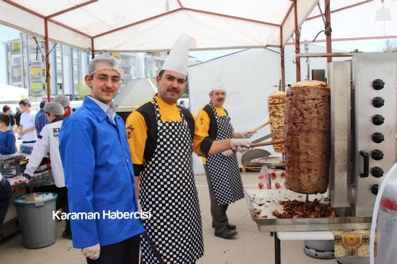 Karaman'da Hayır Çarşısı Açıldı 18