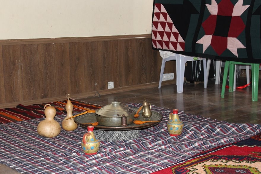 Karamanoğlu Mehmet Bey İlkokulunda Halk Eğitim Sergisi 11