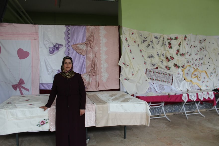 Karamanoğlu Mehmet Bey İlkokulunda Halk Eğitim Sergisi 24