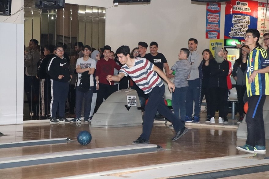 Karaman'da Okullar Arası Bowling Müsabakaları 11