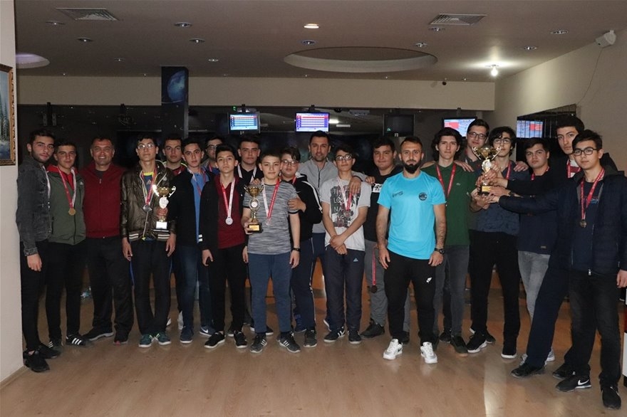 Karaman'da Okullar Arası Bowling Müsabakaları 17