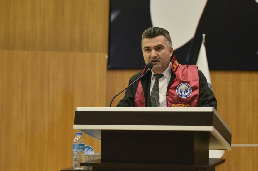 KMÜ Sosyal Bilimler MYO'da Mezuniyet Sevinci 6