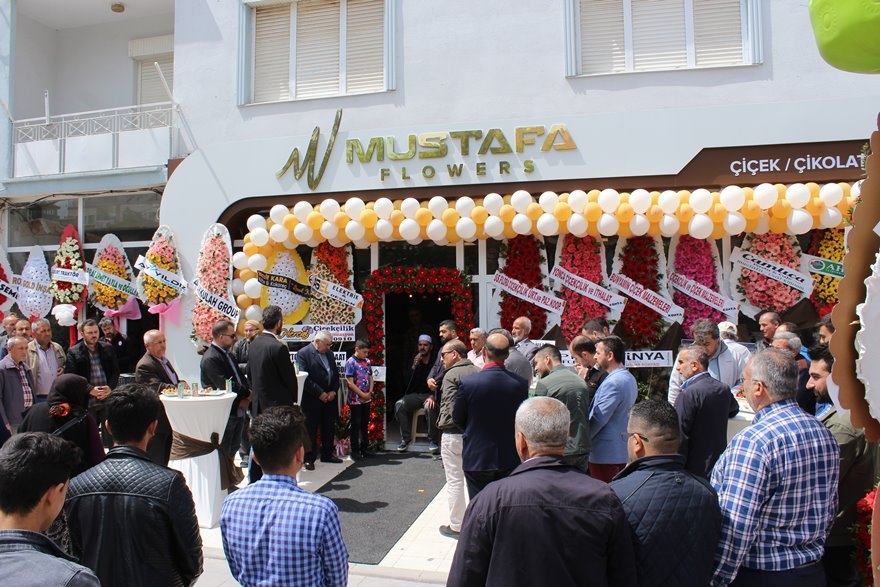 Mustafa Flowers Karaman'da Dualarla Açıldı 5