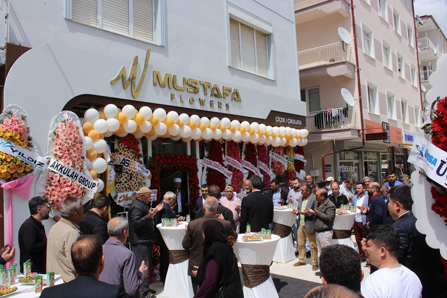 Mustafa Flowers Karaman'da Dualarla Açıldı 6