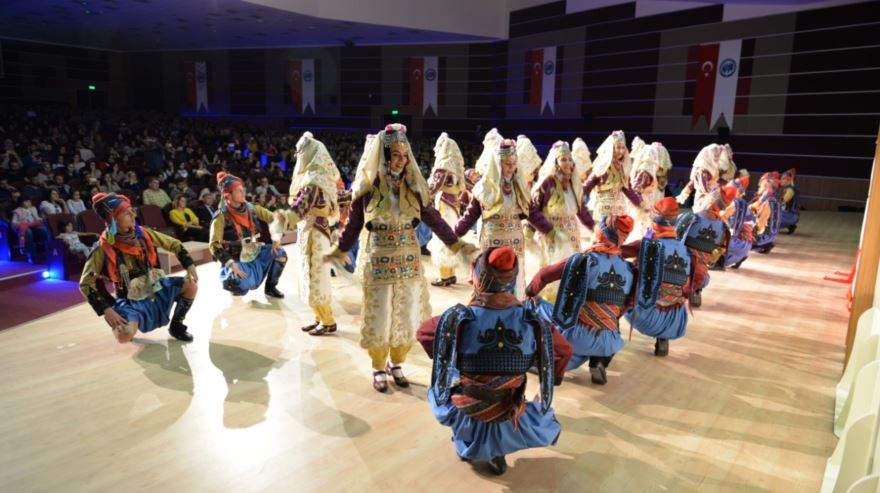 KMÜ'de "Halk Oyunları" Rüzgarı Esti 3