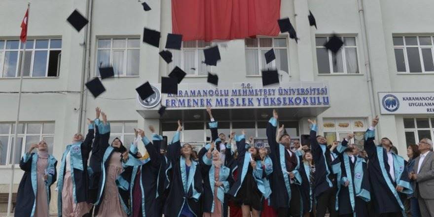 Ermenek MYO'da Mezuniyet Heyecanı