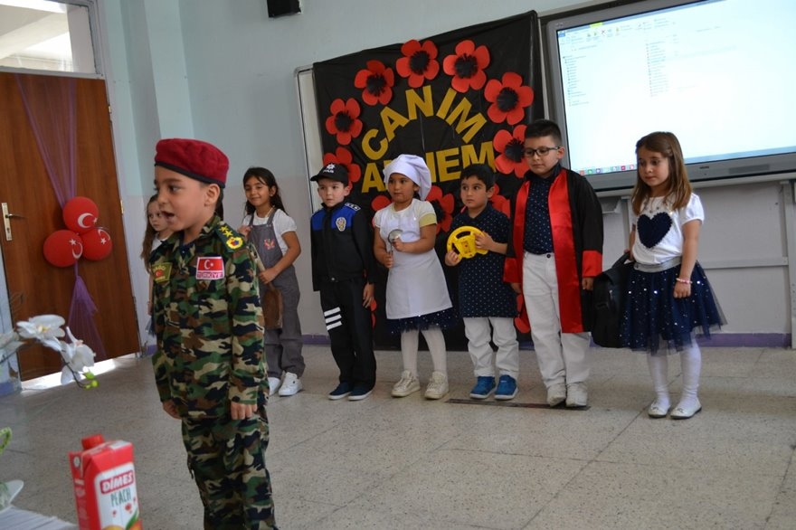 Minik Öğrencilerden Karaman'da Sevgi Dolu Program 3