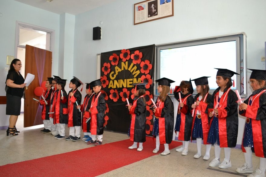 Minik Öğrencilerden Karaman'da Sevgi Dolu Program 4