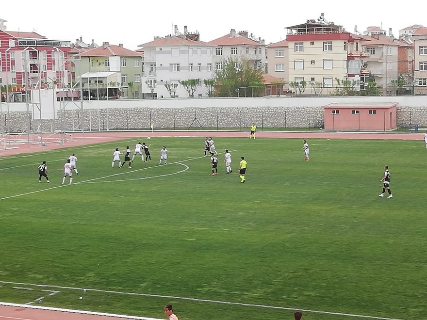 Kıyasıya Maçın Kazananı Karaman Belediyespor Oldu 3