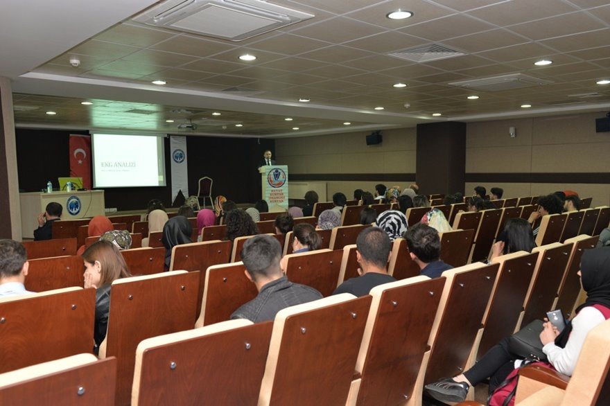 KMÜ'de Genç Sağlıkçılara EKG Eğitimi 3