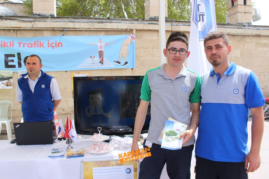 Karaman’da Trafiğin Denetleyicileri Aktekke’de Vatandaşla Buluştu 12