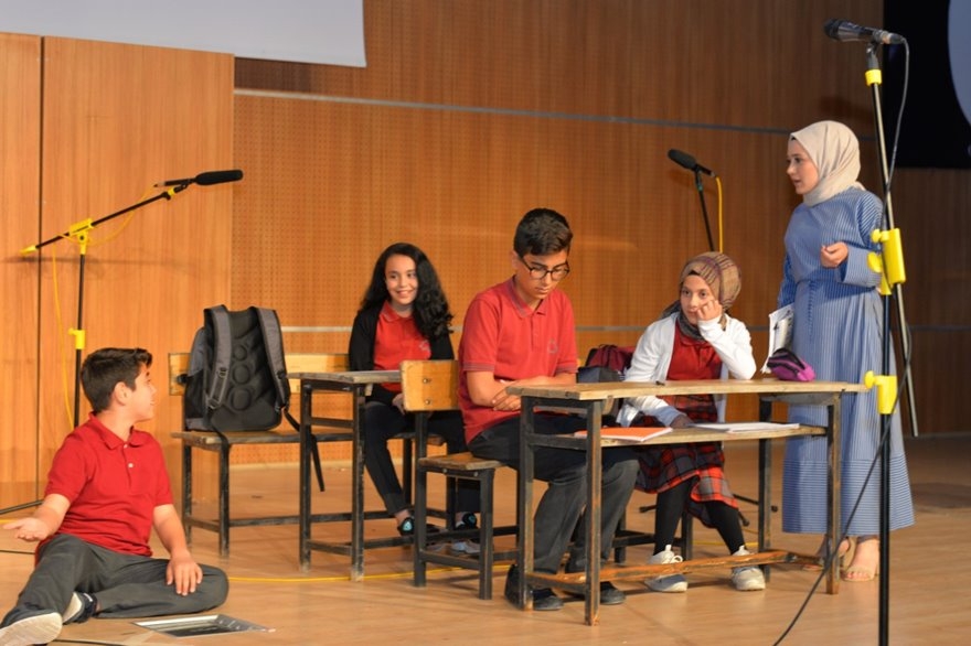 KMÜ'de Psikoterapi Oyunu Sahnelendi 18