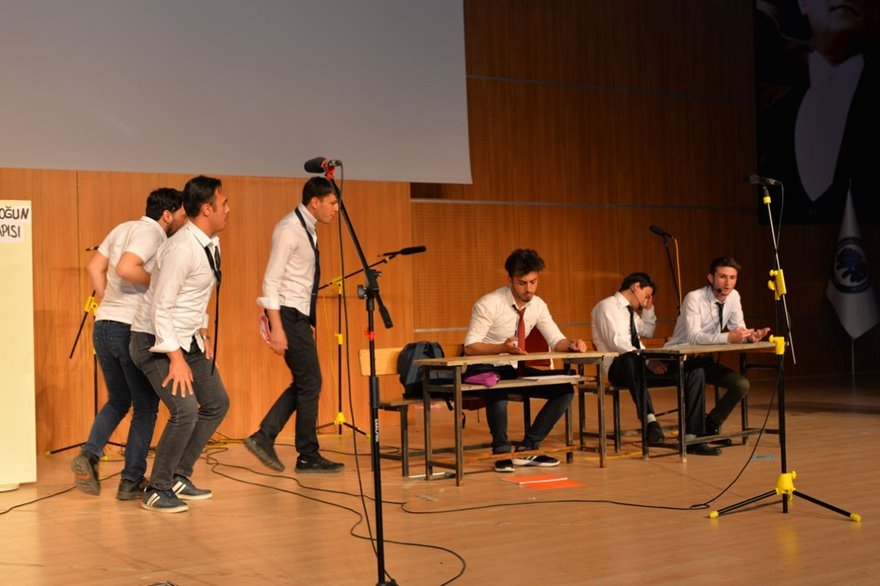 KMÜ'de Psikoterapi Oyunu Sahnelendi 5