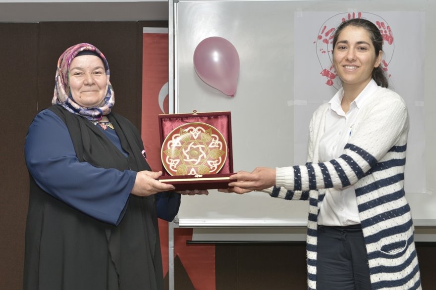 Karaman'da "Kanser" Konulu Konferans 10