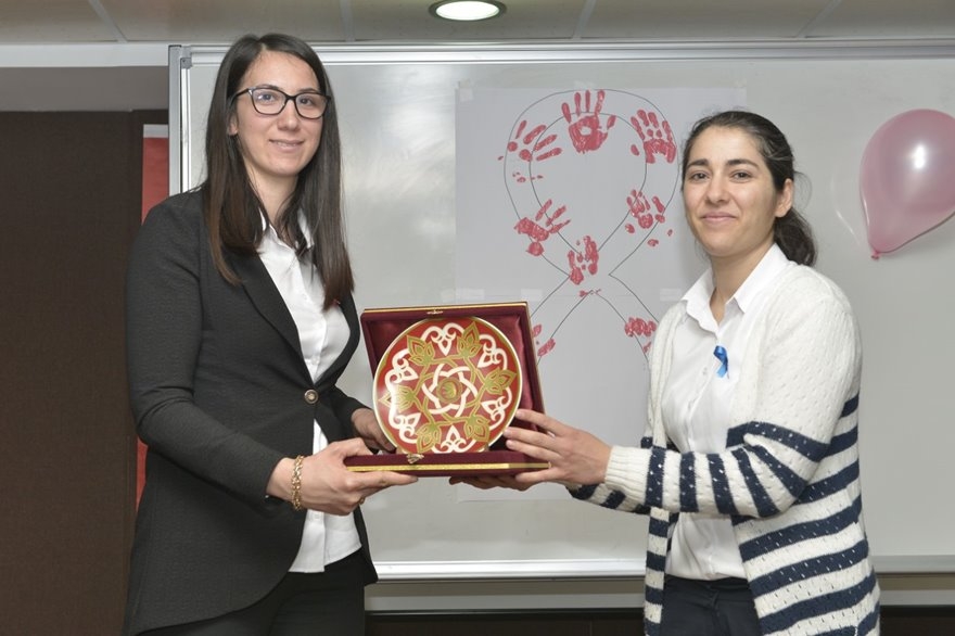 Karaman'da "Kanser" Konulu Konferans 11