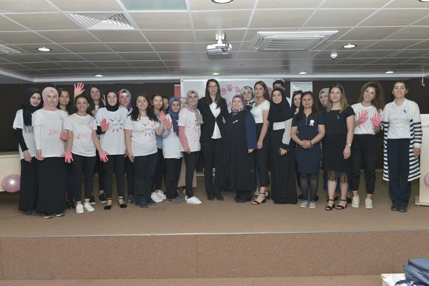 Karaman'da "Kanser" Konulu Konferans 13