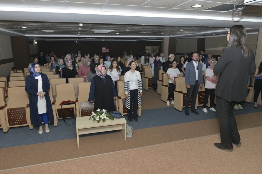 Karaman'da "Kanser" Konulu Konferans 6