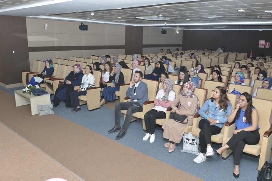 Karaman'da "Kanser" Konulu Konferans 8