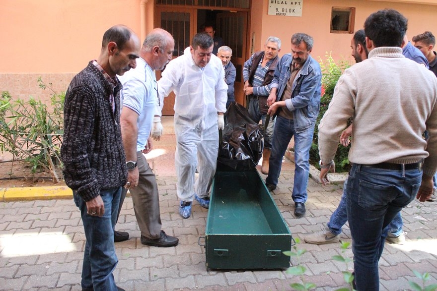 11 Yaşındaki Çocuk Babasının İntiharıyla Şoka Girdi 6