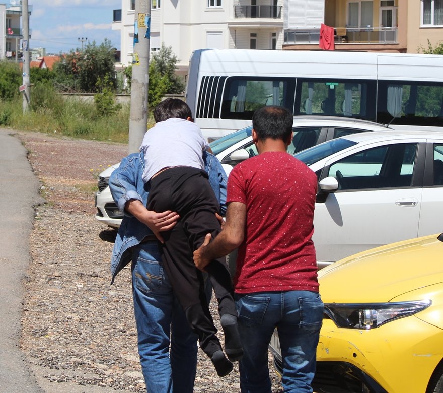 11 Yaşındaki Çocuk Babasının İntiharıyla Şoka Girdi 8